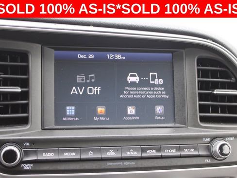 Used 2020 Hyundai Elantra SEL image 29