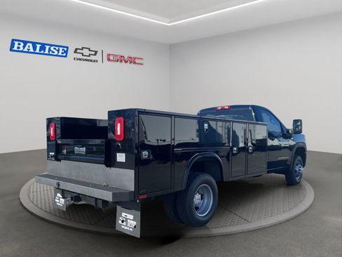 New 2025 GMC Sierra 3500 Pro w/ Convenience Package image 7