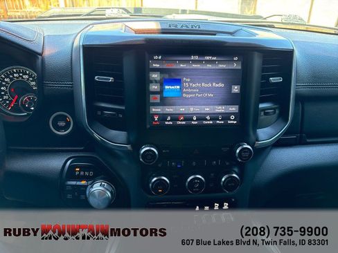Used 2021 RAM 1500 Laramie w/ Sport Appearance Package AWD/4WD image 17