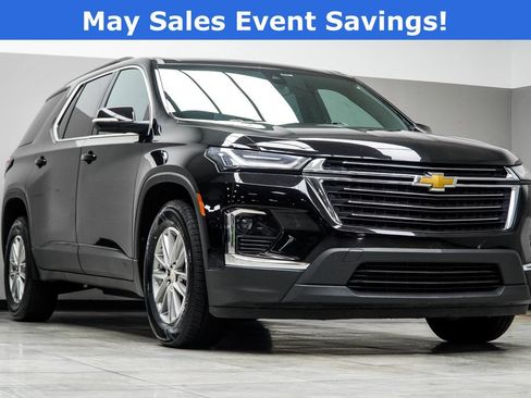 Used 2023 Chevrolet Traverse LT w/ LPO, Floor Liner Package AWD/4WD image 4