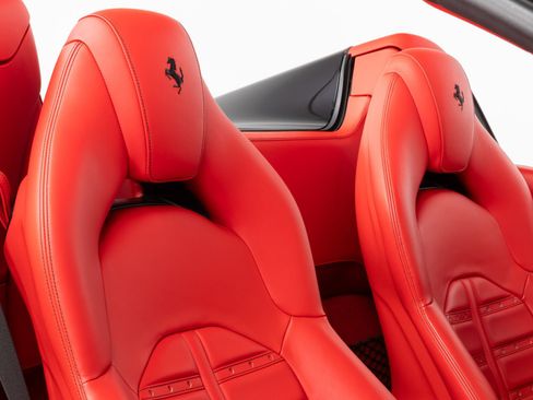 Certified 2021 Ferrari F8 Tributo image 65