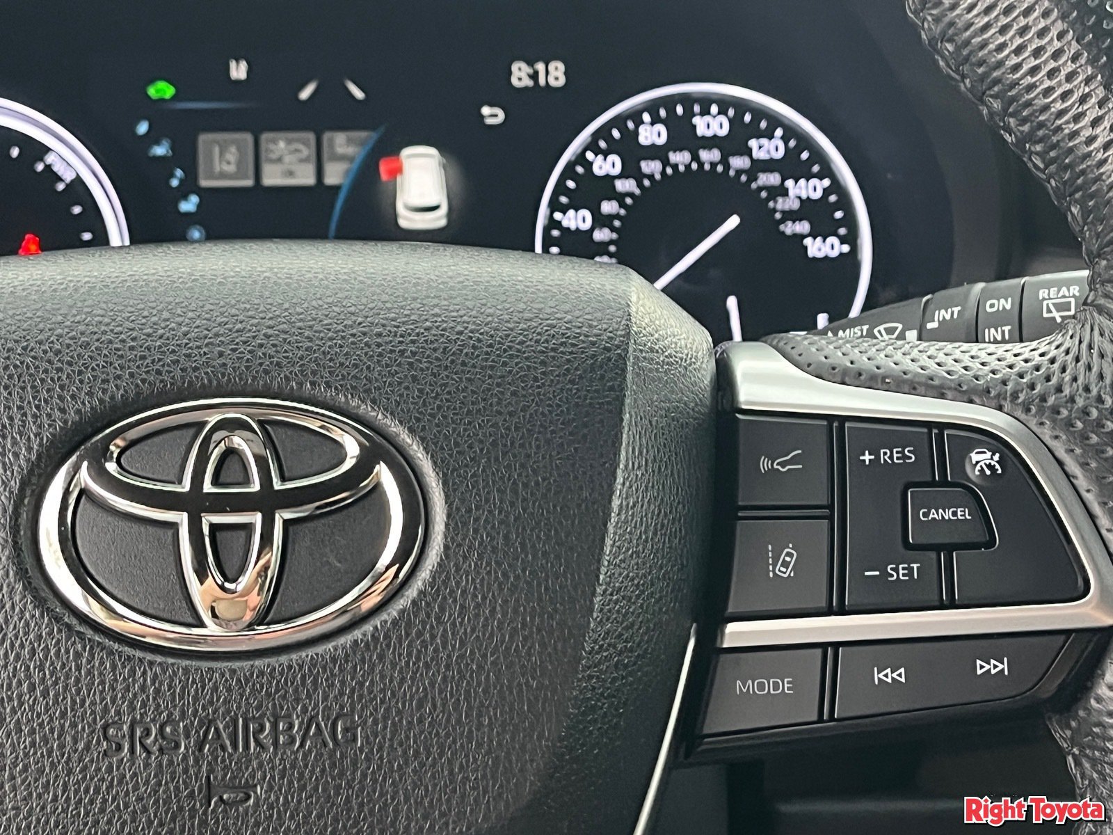 Certified 2023 Toyota Sienna Limited FWD image 24