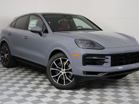 New 2026 Porsche Cayenne Coupe AWD/4WD image 9