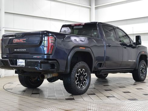 Used 2024 GMC Sierra 2500 AT4X AWD/4WD image 8