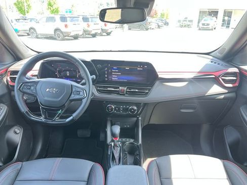 Used 2026 Chevrolet TrailBlazer RS w/ Convenience Package AWD/4WD image 11
