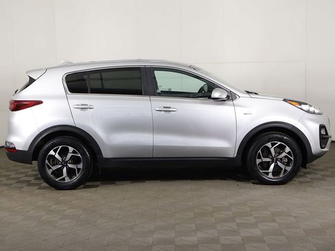 Used 2020 Kia Sportage LX AWD/4WD image 15