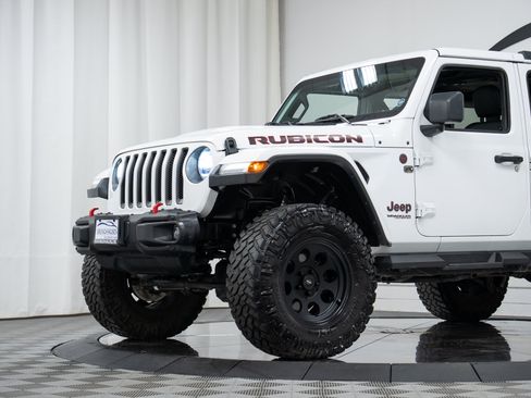 Used 2019 Jeep Wrangler Unlimited Rubicon w/ Dual Top Group AWD/4WD image 25