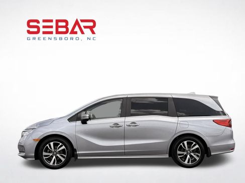 Used 2023 Honda Odyssey Touring image 11