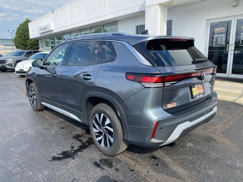 New 2025 Volkswagen Tiguan S image 11