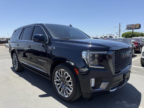 Used 2023 GMC Yukon Denali Ultimate image 14