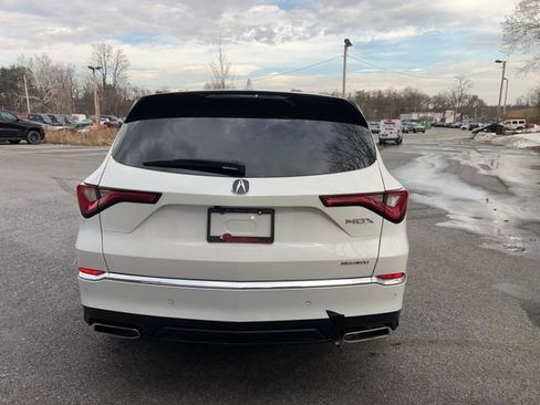 Used 2023 Acura MDX SH-AWD w/ Technology Package image 5