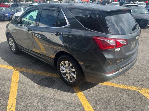Used 2019 Chevrolet Equinox LT w/ Driver Convenience Package FWD image 3