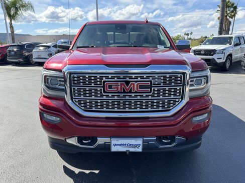 Used 2018 GMC Sierra 1500 Denali w/ Denali Ultimate Package image 3