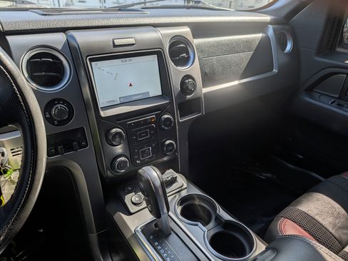 Used 2014 Ford F150 Raptor w/ Equipment Group 801A Luxury image 34