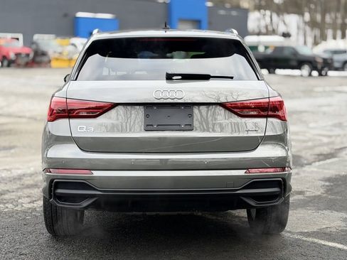 Certified 2025 Audi Q3 2.0T Premium w/ Convenience Package image 5