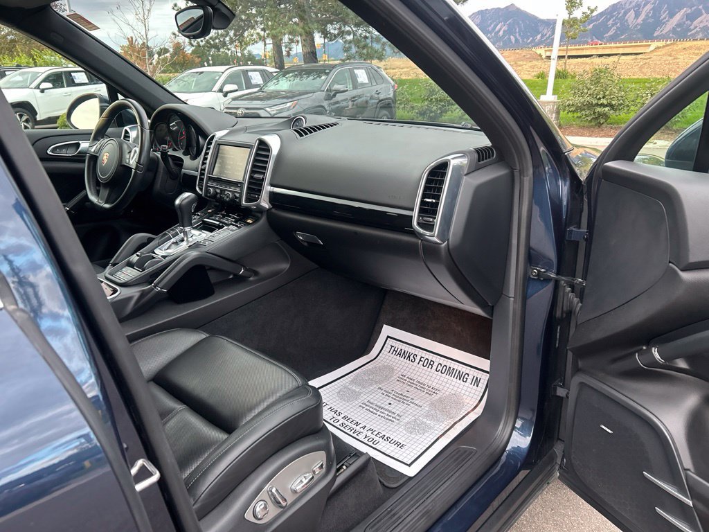 Used 2013 Porsche Cayenne AWD/4WD image 11