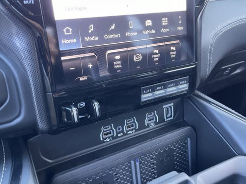 New 2026 RAM 2500 Limited image 31