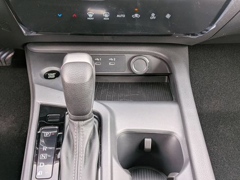 New 2026 Nissan Sentra SV w/ Floor Mat Package FWD image 23
