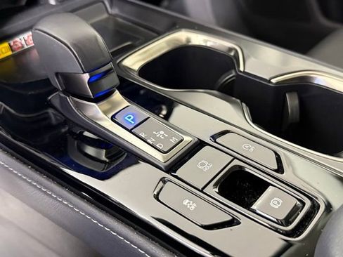 Certified 2025 Lexus NX 250 FWD w/ Premium Package image 19