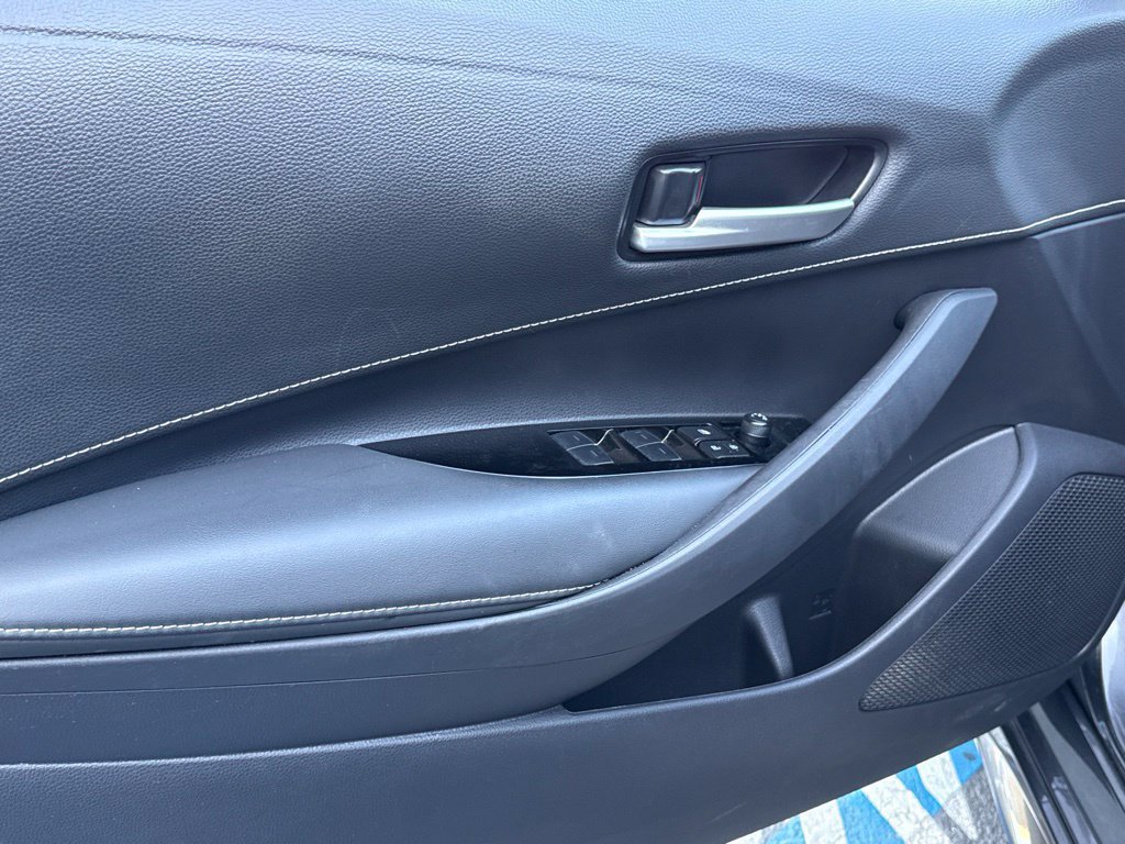 Certified 2025 Toyota Corolla SE w/ SE Package FWD image 16
