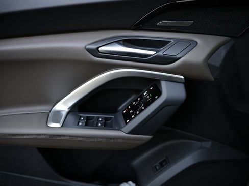 New 2025 Audi Q5 Premium Plus image 14