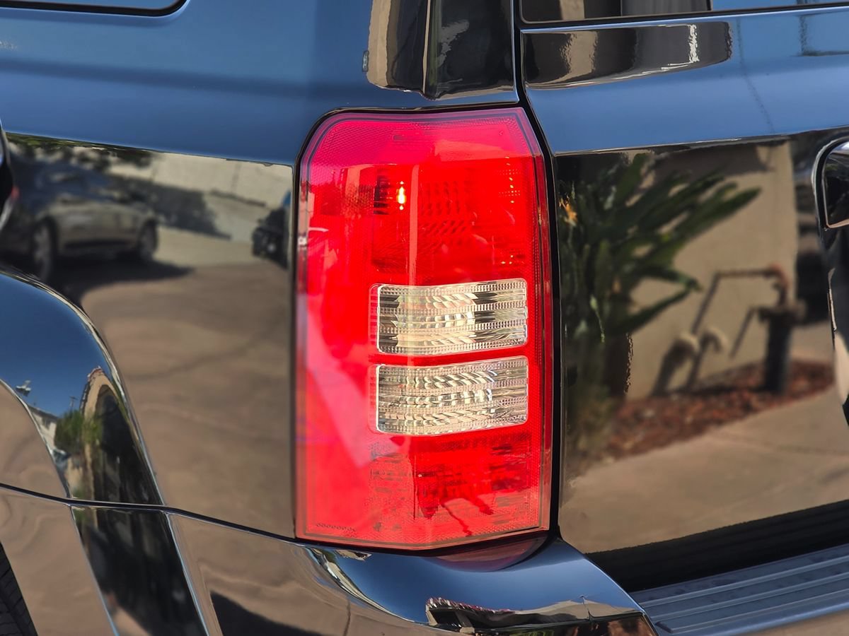 Used 2017 Jeep Patriot Latitude FWD image 9