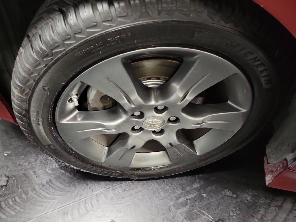 Used 2015 Toyota Sienna SE FWD image 13