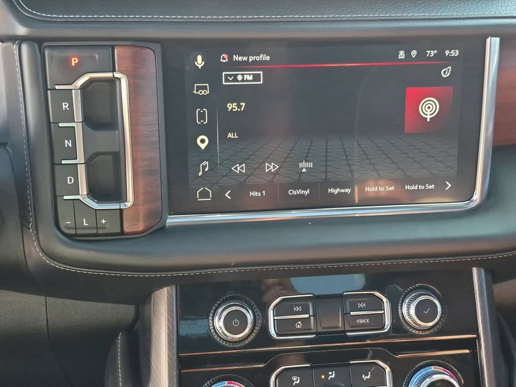 Used 2024 GMC Yukon Denali Ultimate AWD/4WD image 5