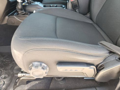 Used 2021 Jeep Wrangler Unlimited Sport image 26