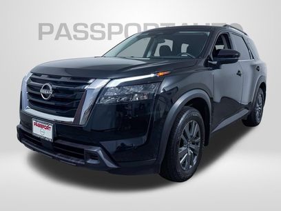 Certified 2024 Nissan Pathfinder SV