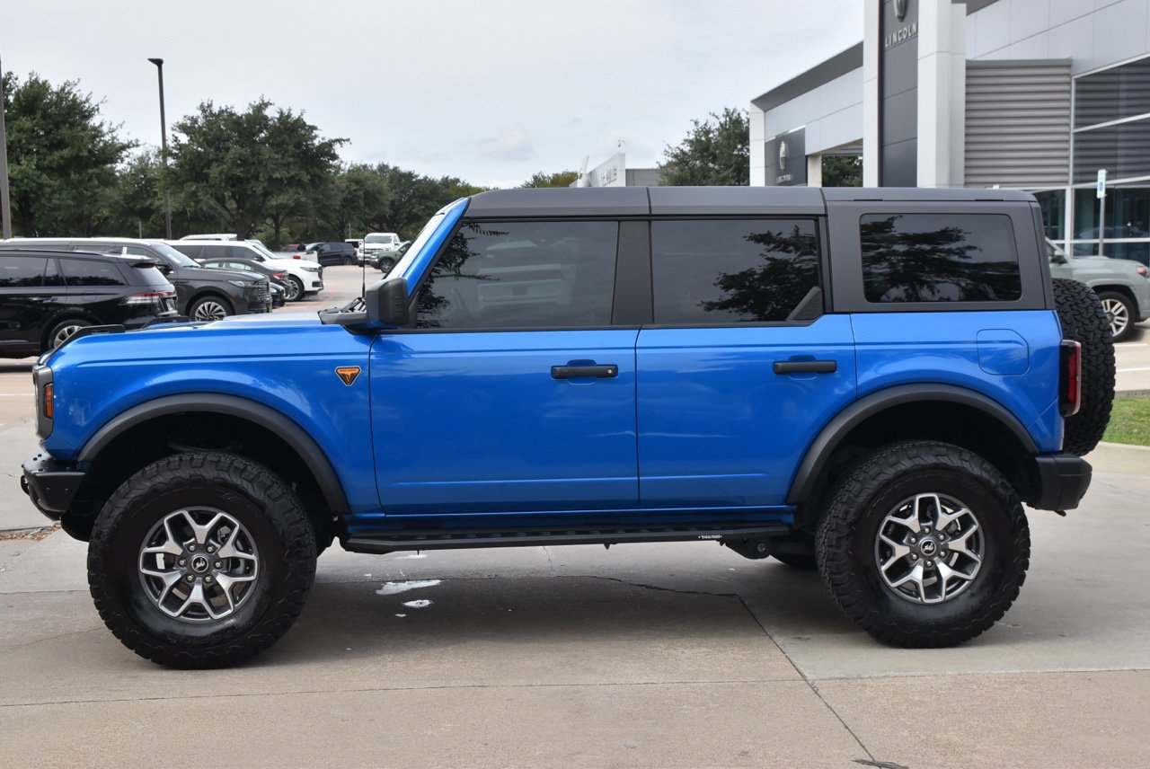 Used 2025 Ford Bronco Badlands AWD/4WD image 12