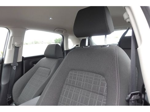 Used 2025 Honda HR-V LX image 11