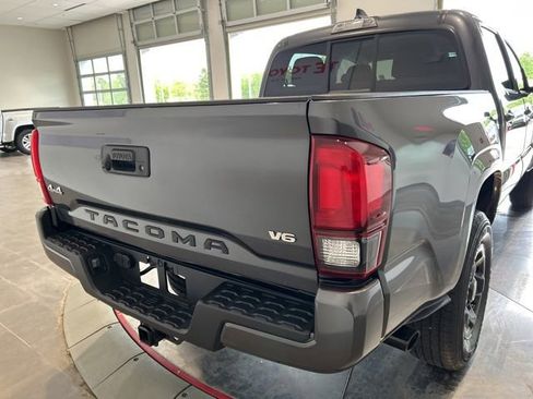 Used 2023 Toyota Tacoma SR AWD/4WD image 6