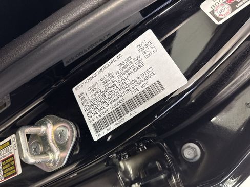 Certified 2018 Acura RDX AWD w/ Advance Package image 38