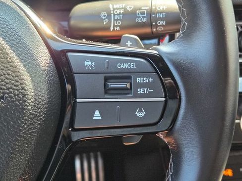 Used 2025 Honda Civic Sport image 25