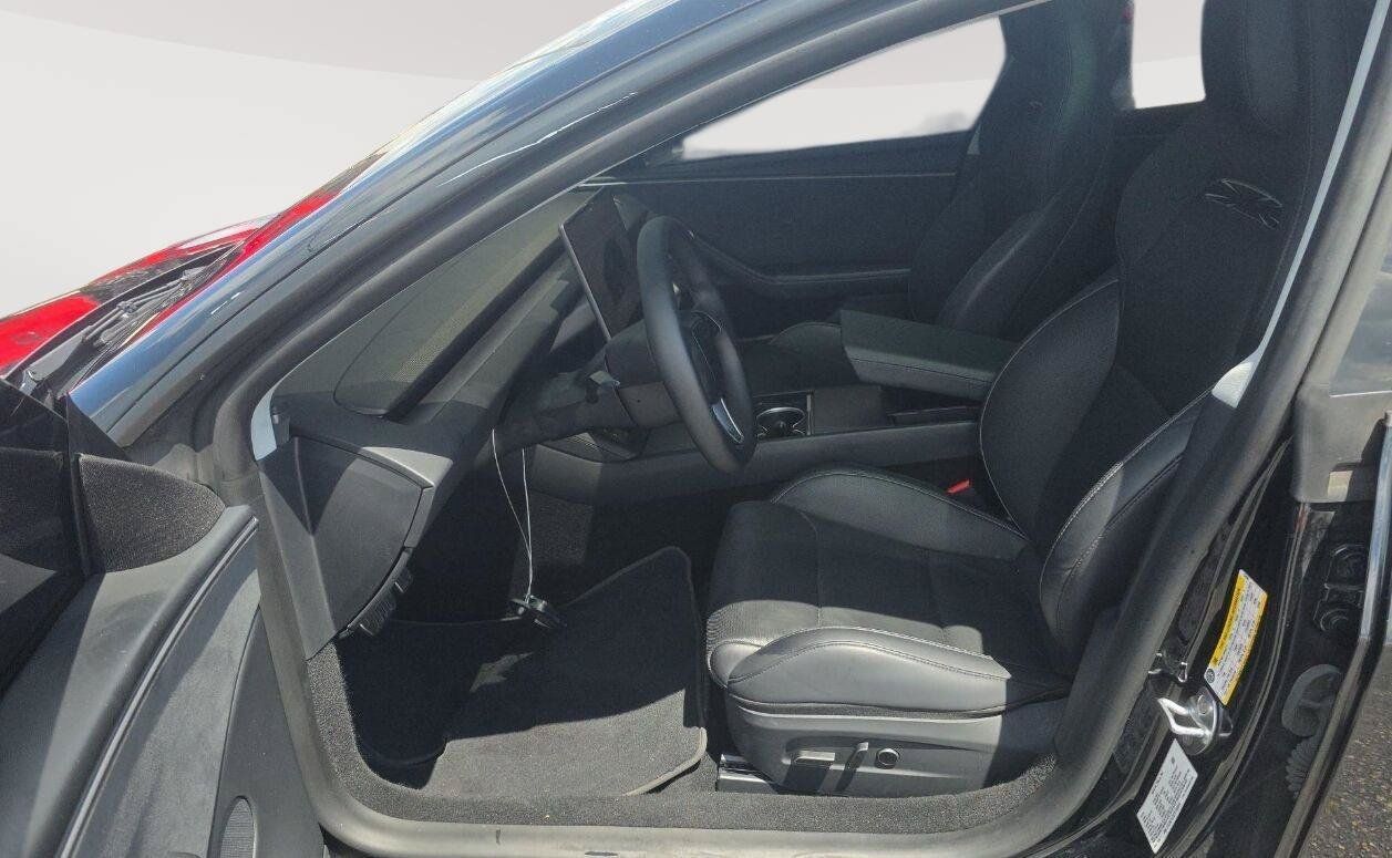 Used 2026 Tesla Model 3 Performance AWD/4WD image 4