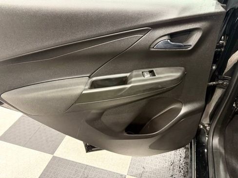 Used 2022 Chevrolet Bolt LT w/ Driver Confidence Package image 16