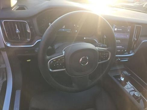 Certified 2025 Volvo V60 B5 Cross Country Plus image 9