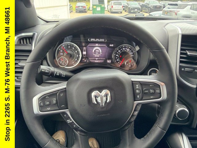 Used 2025 RAM 1500 Big Horn AWD/4WD image 36