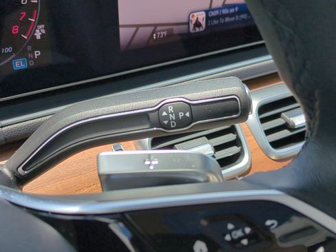 Certified 2025 Mercedes-Benz GLE 450e 4MATIC image 27