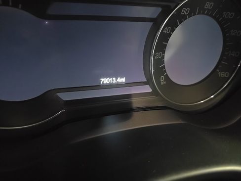 Used 2017 Lincoln MKC Select w/ Select Plus Package FWD image 2