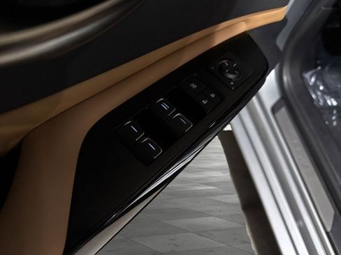 Certified 2023 Lexus ES 350 image 10