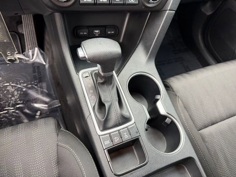 Used 2021 Kia Sportage LX AWD/4WD image 26