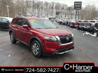 Used 2023 Nissan Pathfinder SL
