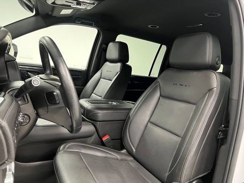 Used 2022 GMC Yukon XL Denali AWD/4WD image 20