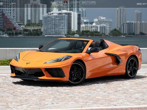 Used 2023 Chevrolet Corvette Stingray Preferred Conv w/ Z51 Performance Package RWD image 12