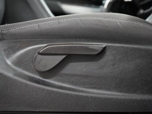 Used 2022 Chevrolet Colorado LT w/ LT Convenience Package AWD/4WD image 29