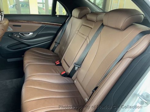 Used 2015 Mercedes-Benz S 550 4MATIC Sedan image 12