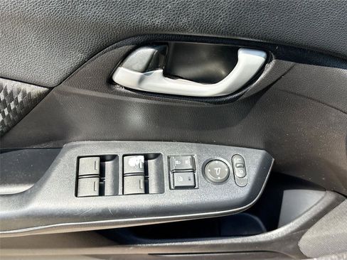 Used 2014 Honda Civic LX image 17