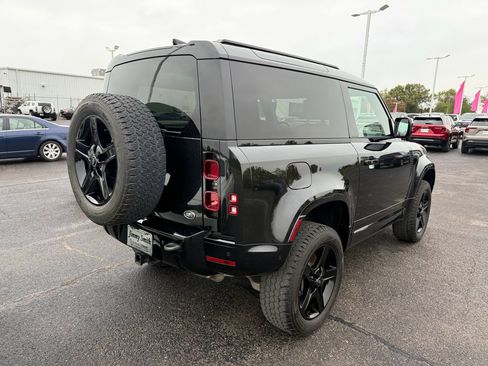 Used 2022 Land Rover Defender 90 X-Dynamic SE image 5